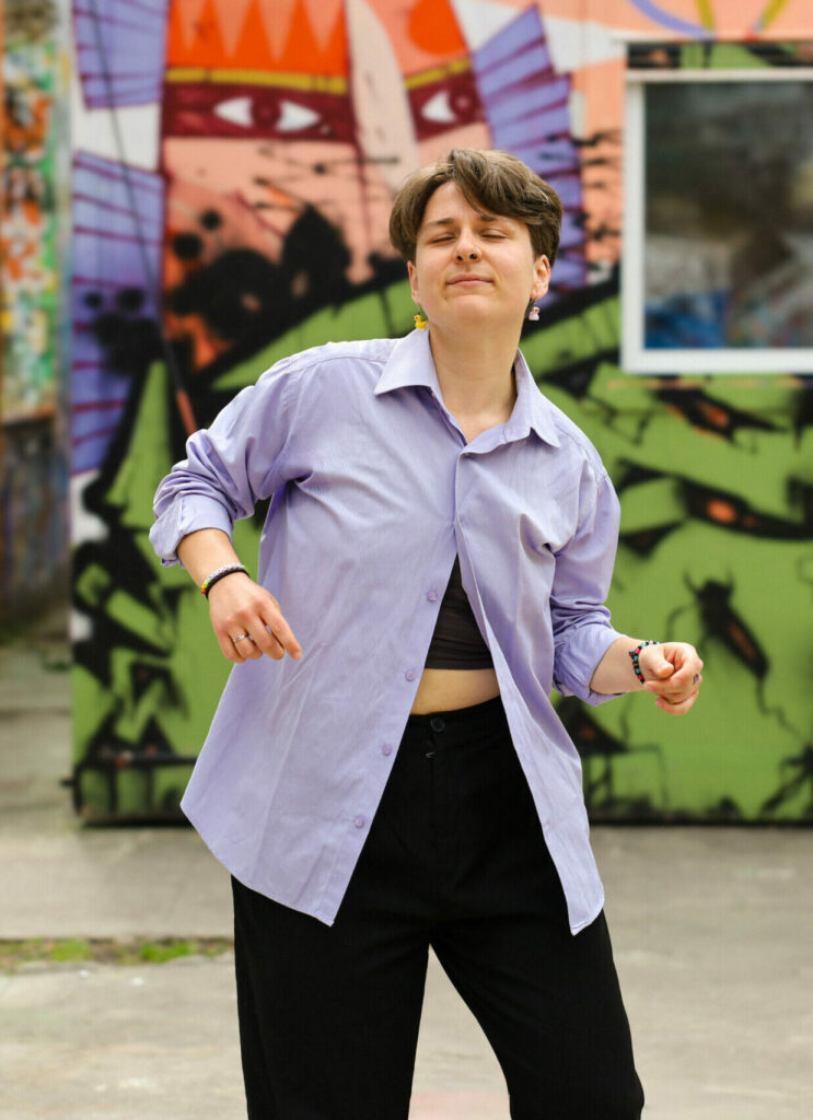 Audrey swing lindy hop begles